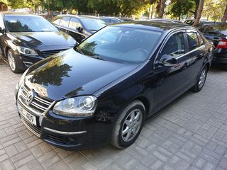 Volkswagen Jetta foto 1