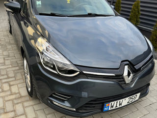 Renault Clio foto 2