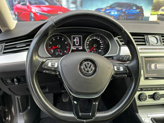 Volkswagen Passat foto 17