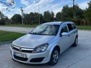 Opel Astra foto 1