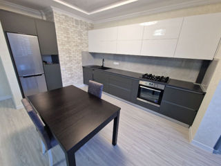 Apartament cu 2 camere, 91 m², Buiucani, Chișinău