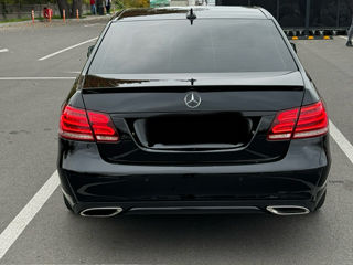 Mercedes E-Class foto 4