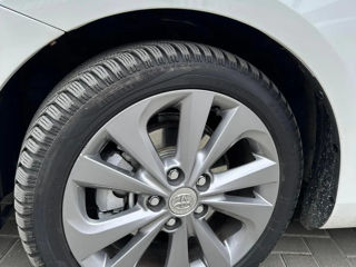 Toyota Auris foto 6