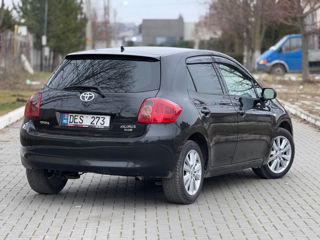 Toyota Auris foto 6