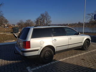 Volkswagen Passat foto 2