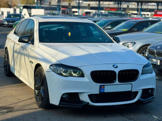 BMW 5 Series foto 4