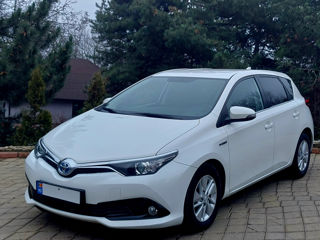 Toyota Auris foto 2