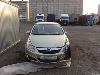 Opel Corsa foto 1