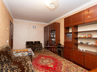 Apartament cu 3 camere, 70 m², Botanica, Chișinău foto 5