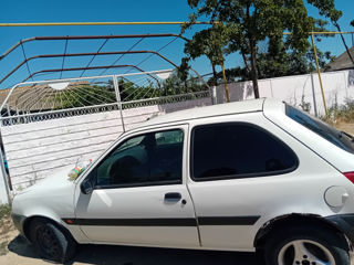 Ford Fiesta 3D foto 3