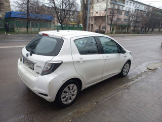 Toyota Yaris foto 3