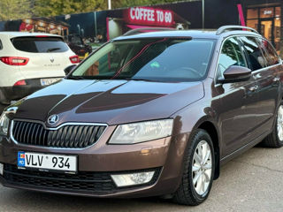 Skoda Octavia foto 3