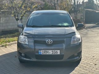 Toyota Auris foto 2