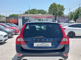 Volvo XC70 фото 3
