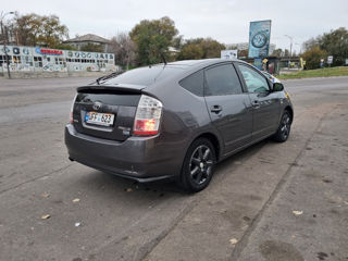 Toyota Prius foto 4