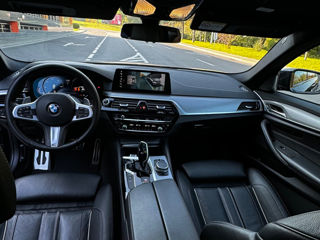 BMW 5 Series foto 8