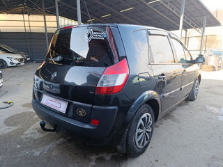 Renault Scenic foto 10