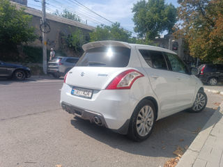 Suzuki Swift foto 3