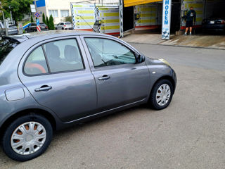 Nissan Micra foto 8