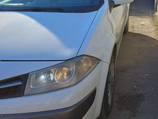 Renault Megane foto 2