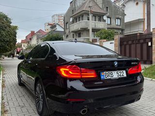 BMW 5 Series foto 2