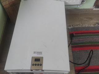 Cazan Remeha Avanta 35 kW cu două contururi foto 3