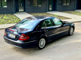 Mercedes E-Class foto 3