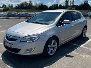 Opel Astra foto 1