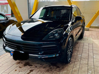 Porsche Cayenne foto 1