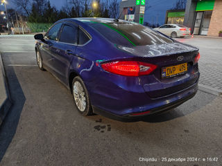 Ford Fusion foto 4