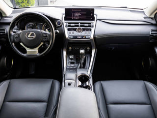 Lexus NX Series foto 6