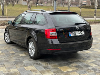 Skoda Octavia foto 4