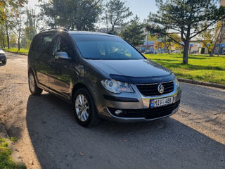 Volkswagen Touran foto 10