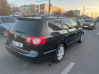 Volkswagen Passat foto 4