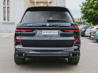 BMW X7 xDrive40d negru carbon foto 4