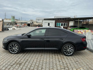 Skoda Superb foto 6