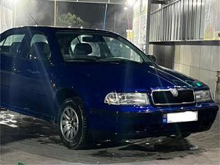 Skoda Octavia foto 1