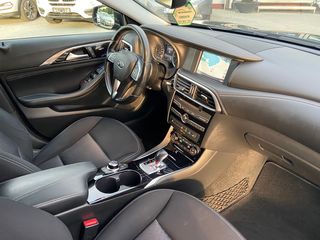 Infiniti QX30 foto 10