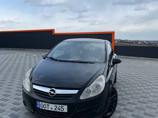 Opel Corsa foto 2