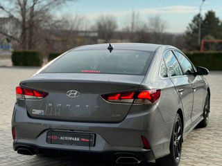 Hyundai Sonata foto 8