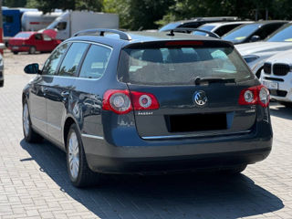 Volkswagen Passat foto 3