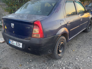 Dacia Logan foto 4