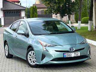 Toyota Prius foto 3