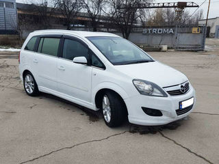 Opel Zafira foto 3