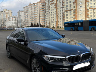 BMW 5 Series foto 3