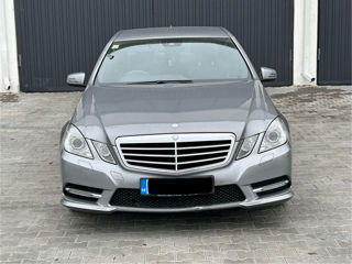 Mercedes E-Class foto 2