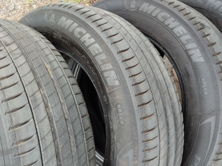 R17 -215/65 Michelin foto 1