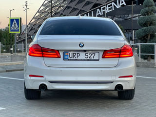 BMW 5 Series foto 5