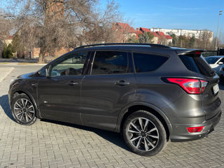 Ford Kuga foto 4