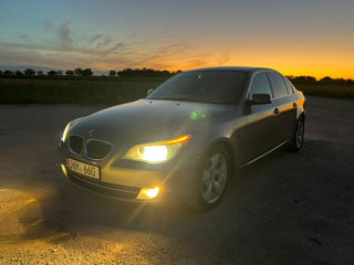 BMW 5 Series foto 10